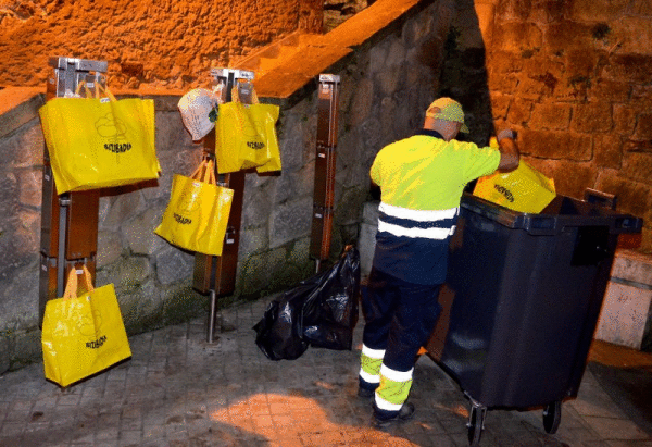 Atez ateko sistema jarrita zegoen Pasaian 2014. urtean. OARSOALDEKO HITZA