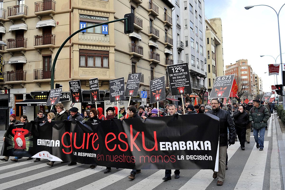 1.500 herritarrek parte hartu zuten Iruñeko manifestazioan. IDOIA ZABALETA / ARGAZKI PRESS.