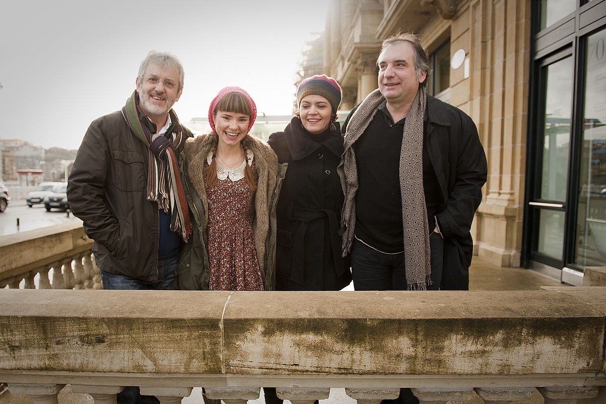 Jose Ramon Soroiz, Aitziber Garmendia, Ainara Ortega eta Fernando Bernues, Donostian. GARI GARAIALDE / ARP.