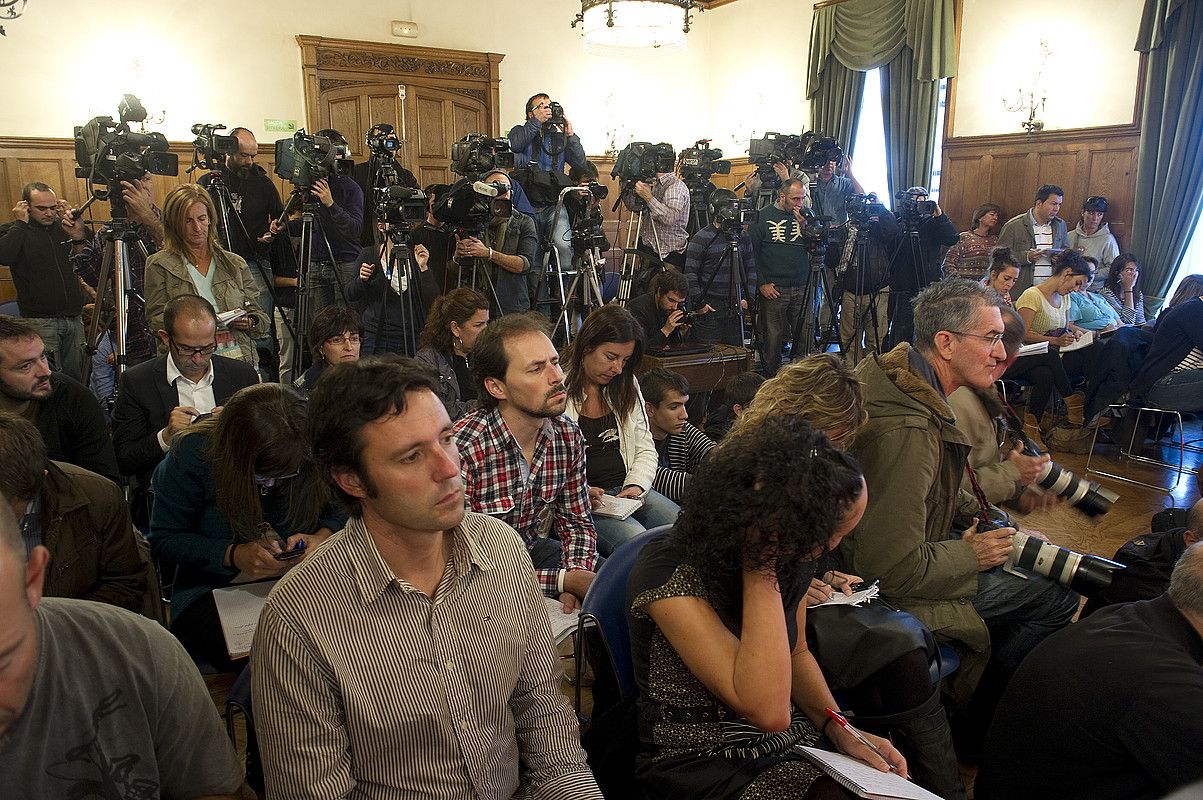 Prentsaurreko askotan kazetariek ez dituzte galderak egiten, nahiz aukera izan. ANDONI CANELLADA / ARGAZKI PRESS.