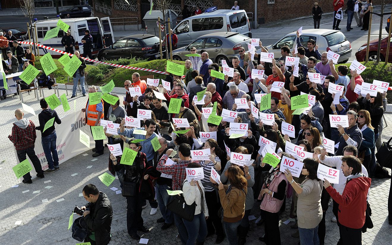 Metroko langileak azaroan egindako protesta batean. MARISOL RAMIREZ / ARP.