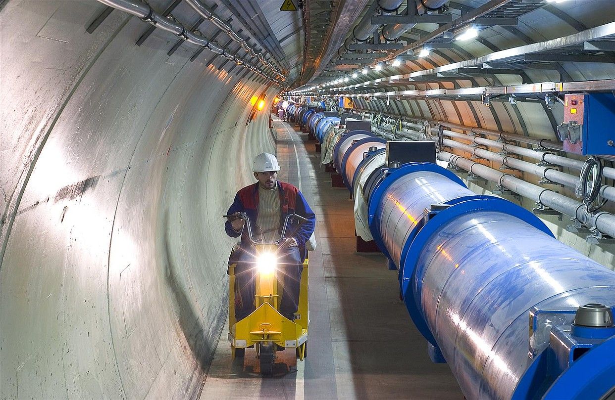 CERNeko instalazio ikusgarrietan egin dituzte OPERA esperimentuak. CERN.