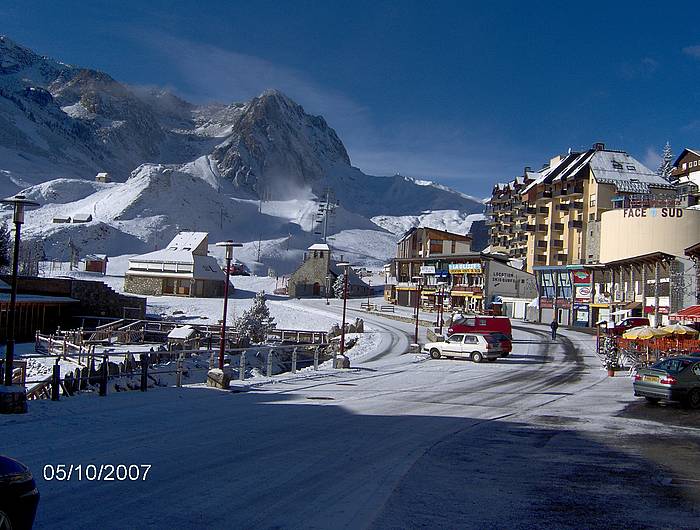 La Mongie eski estazioa, Frantzian. BERRIA