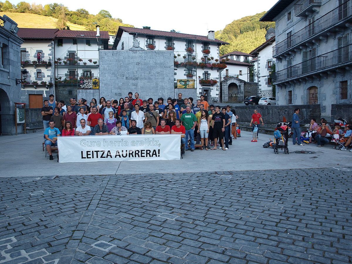 Prentsaurrekoa eman zuten atzo Leitzan. BERRIA.