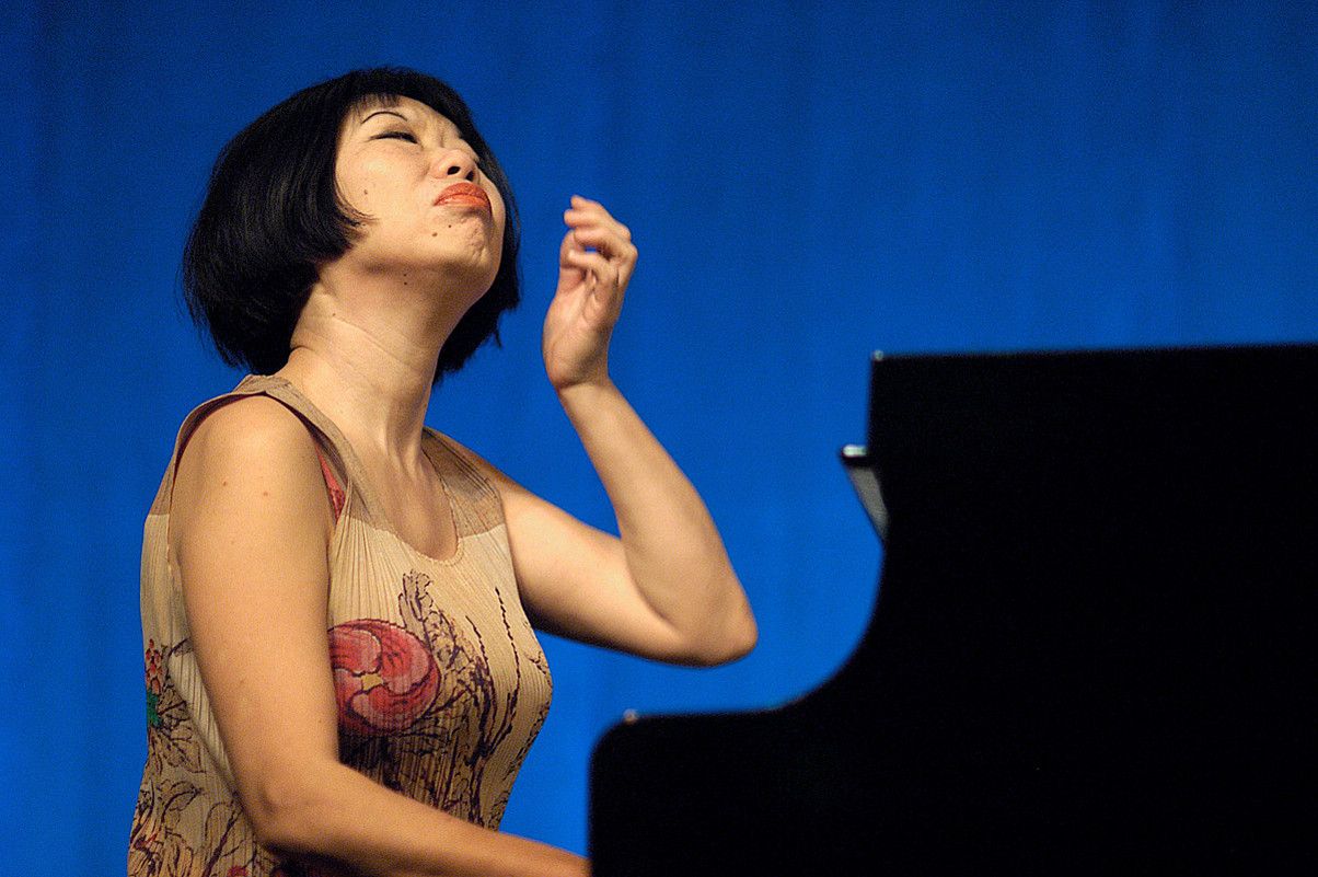 Aki Takase pianistak zabalduko du Getxoko jazz jaialdia, gaur. - / BERRIA.