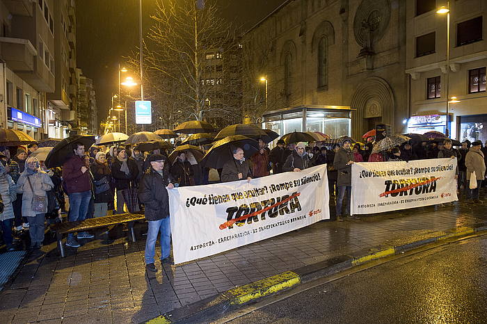 Torturaren aurkako elkarretaratze bat, asteartean, Iruñean. IñIGO URIZ / ARGAZKI PRESS