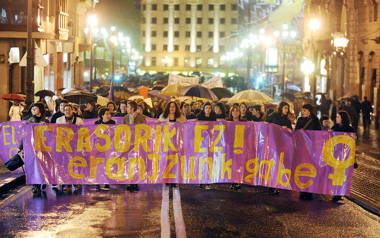 Genero Indarkeriaren Aurkako Nazioarteko Egunaren karietara egindako manifestazioa, iaz. JON HERNAEZ / ARGAZKI PRESS.