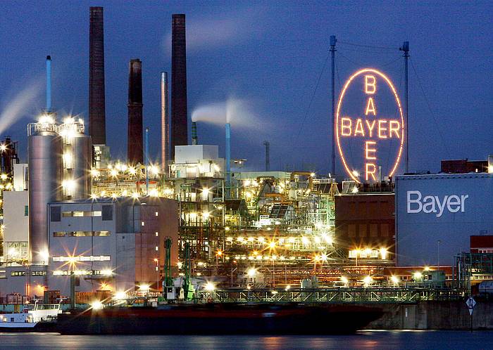 Bayer multinazionalaren lantegi bat, Alemaniako Leverkusen hirian. OLIVER BERG / EFE