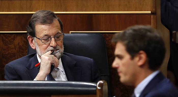 Rajoy eta Rivera, iazko aurrekotuak onartzeko saioan. JAVIER LIZON, EFE