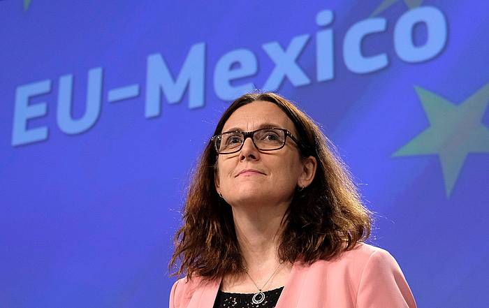 Cecilia Malmstrom Europako Batzordeko Merkataritza komisarioa, gaur, Mexikorekin lortutako akordioa aurkezteko agerraldian. OLIVIER HOSLET / EFE