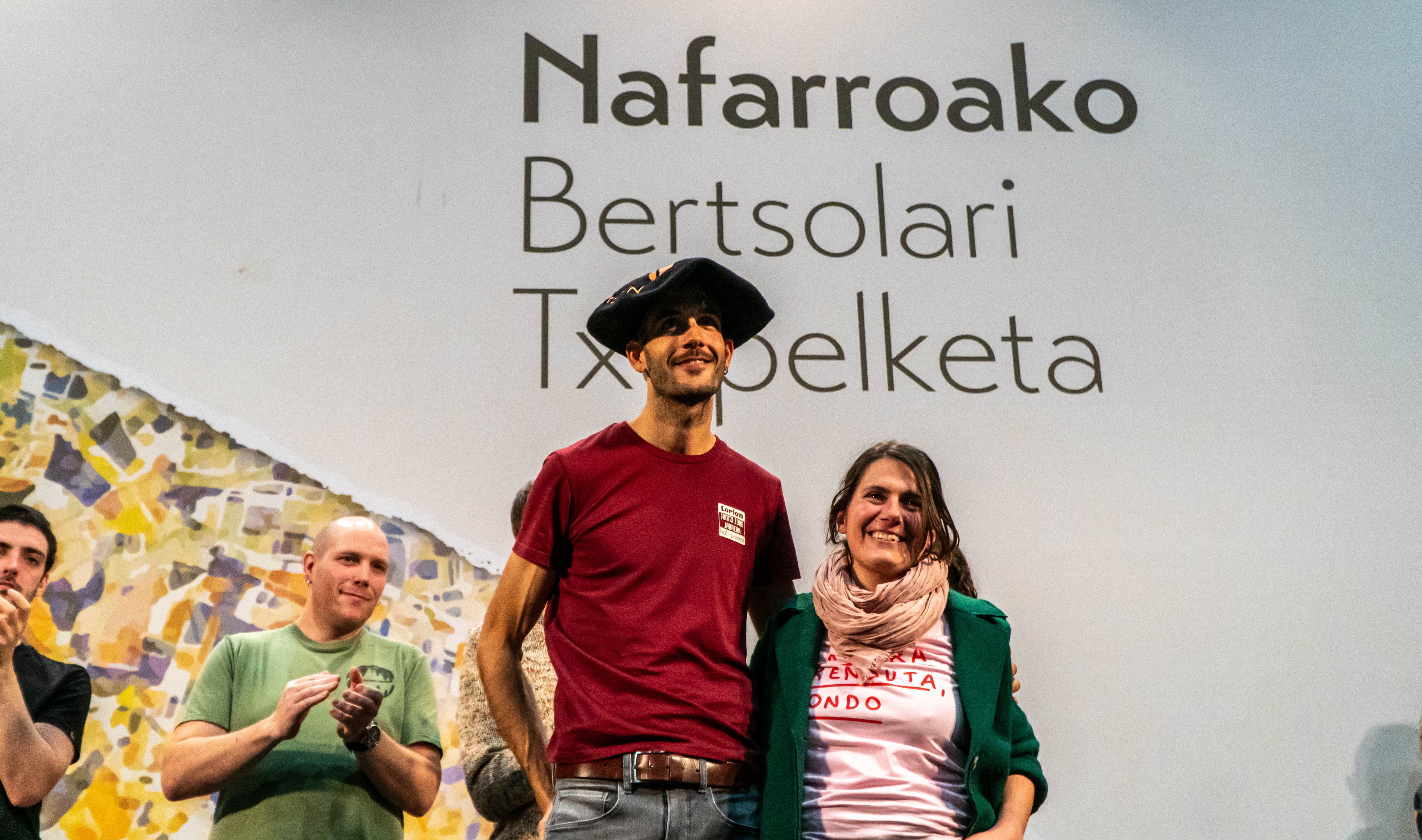 (ID_13398150) NAFARROAKO BERTSOLARI TXAPELKETA - FINALA