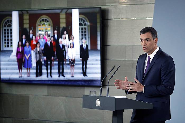 Pedro Sanchez, ministroen kontseilu osteko agerraldian. EMILIO NARANJO / EFE