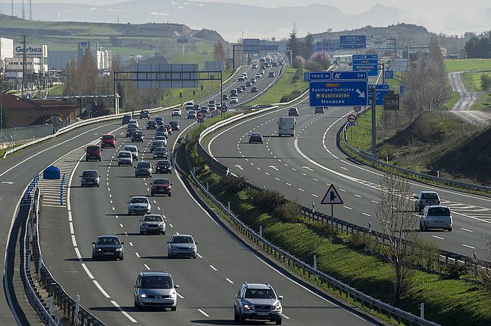 Trafikoa AP-1 autopistan. JUANAN RUIZ / FOKU.