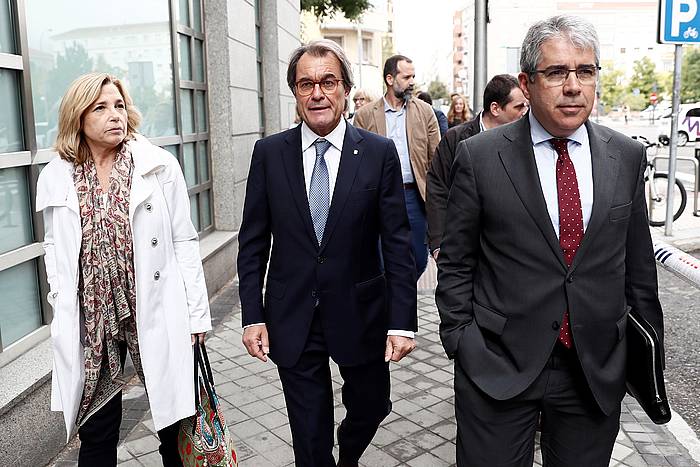 Joana Ortega, Artur Mas eta Francesc Homs urrian Kontu Auzitegian deklaratu ostean. MARISCAL, EFE