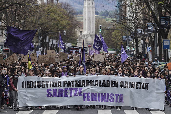 Azaroaren 25ean indarkeria matxistaren aurka egindako manifestazioa, Bilbon. ARITZ LOIOLA, FOKU