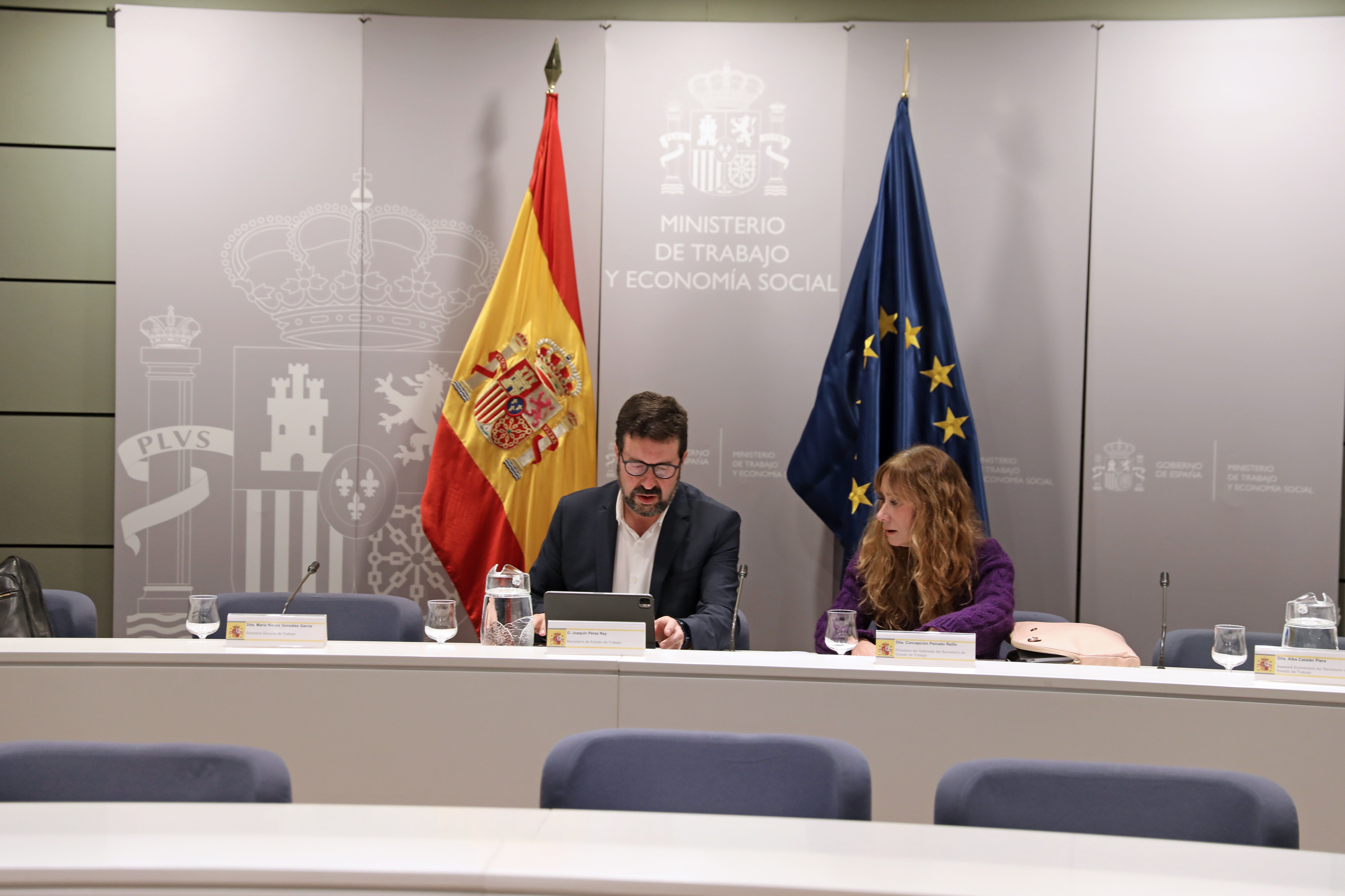 Espainiako Lan Ministerioko buruak, lanaldia murrizteko negoziazioetan. EFE