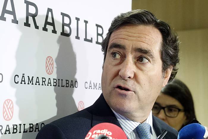 Antonio Garamendi CEOEko presidentea Bilbon, gaur goizean. LUIS TEJIDO / EFE