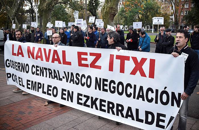 Navaleko langileak protestan, Bilboko Euskalduna jauregian, joan den abenduaren 5ean. MIGUEL TOÑA / EFE