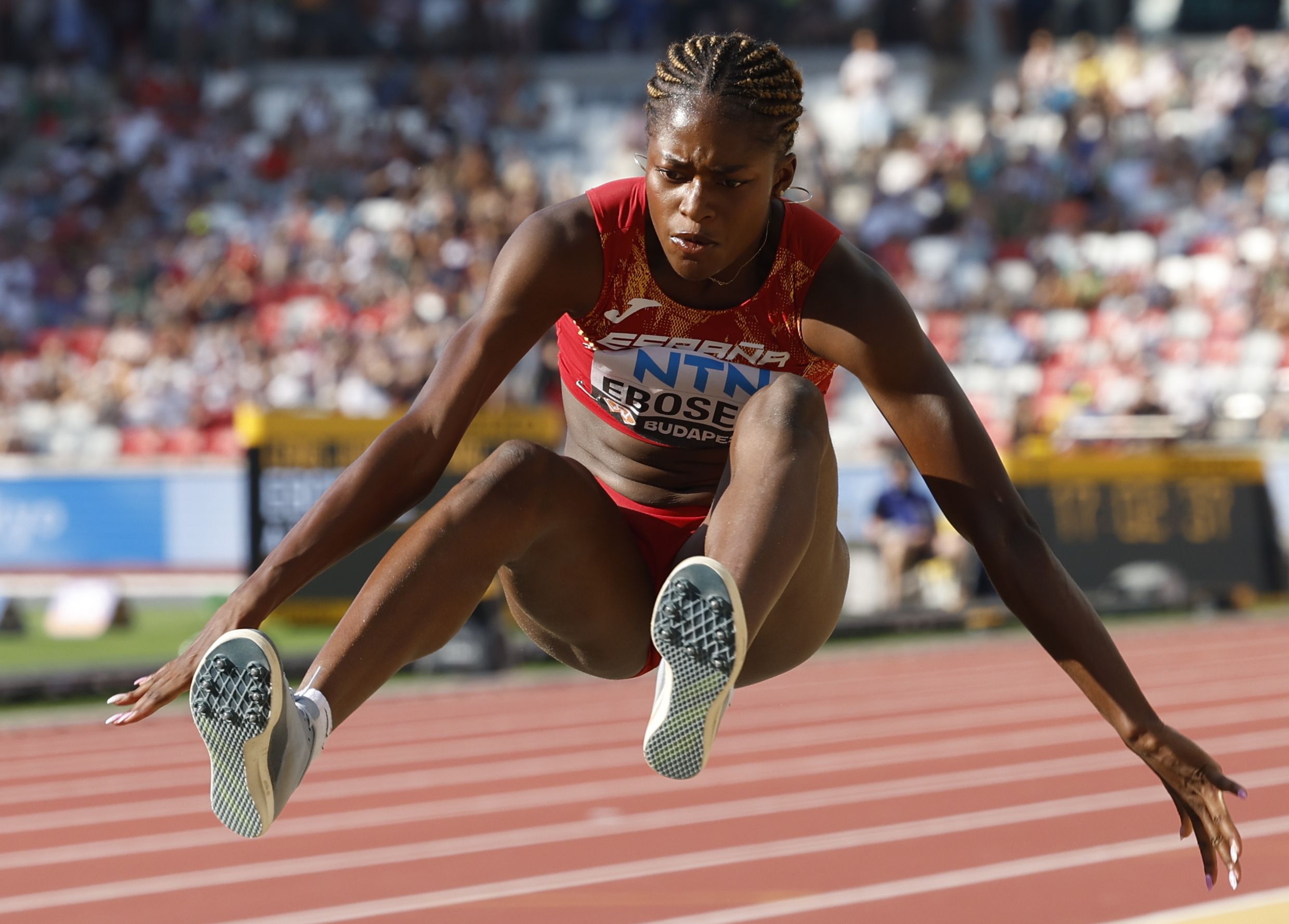 Tessy Ebosele, Atletismoko Munduko Txapelketan. JAVIER ETXEZARRETA / EFE