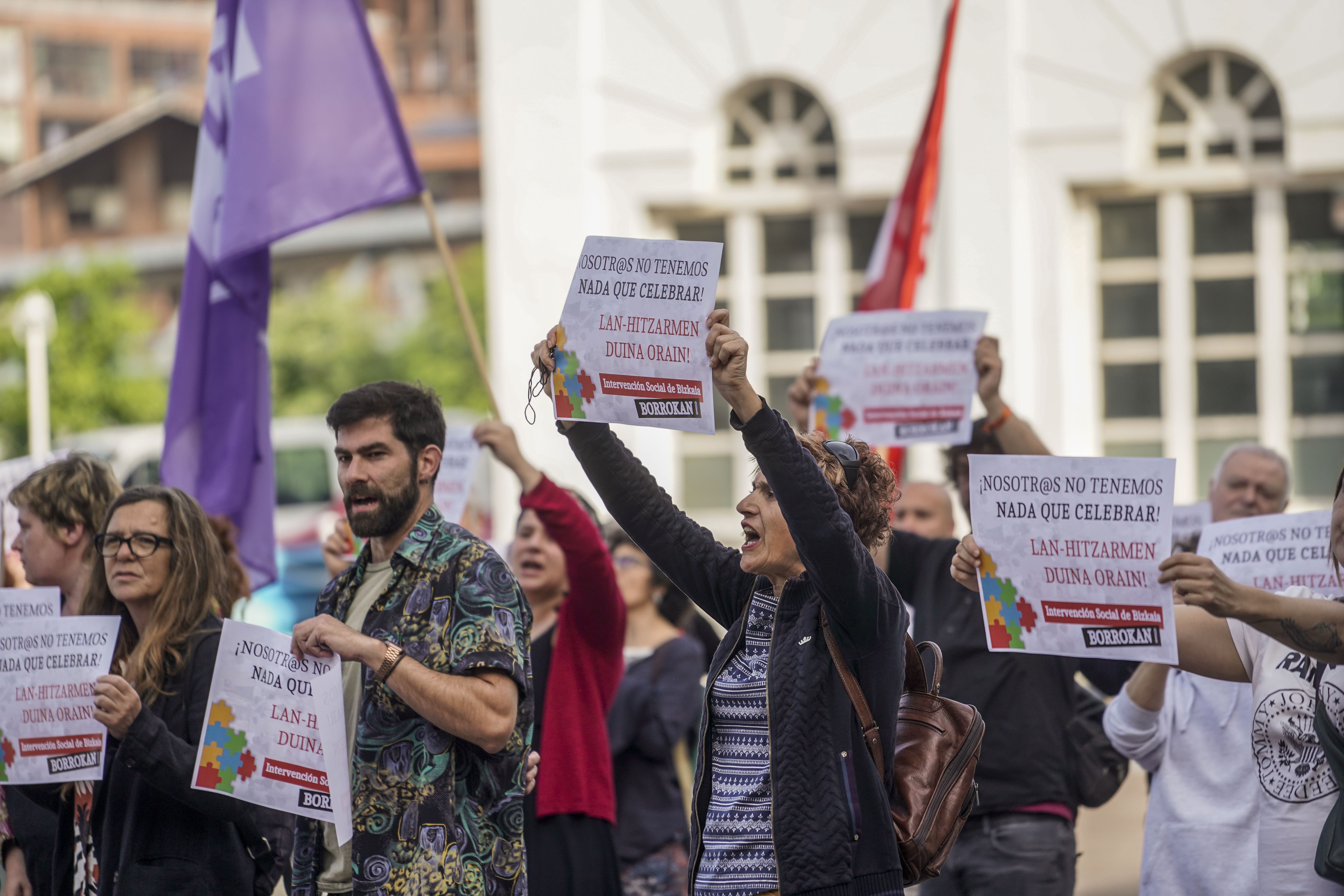 Bizkaiko esku hartze sozialeko langileen mobilizazio bat, Bilbon. MARISOL RAMIREZ / FOKU