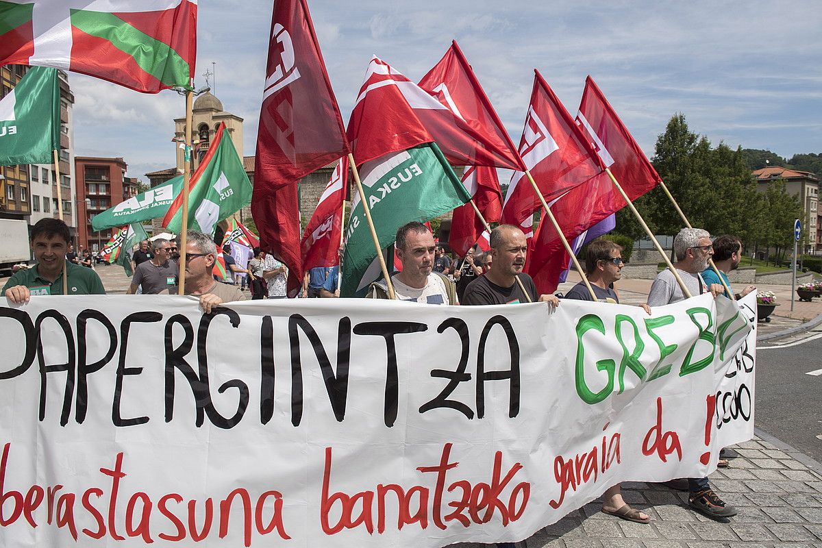 Papergintzako langileen manifestazioa, Hernanin. GORKA RUBIO/ FOKU.