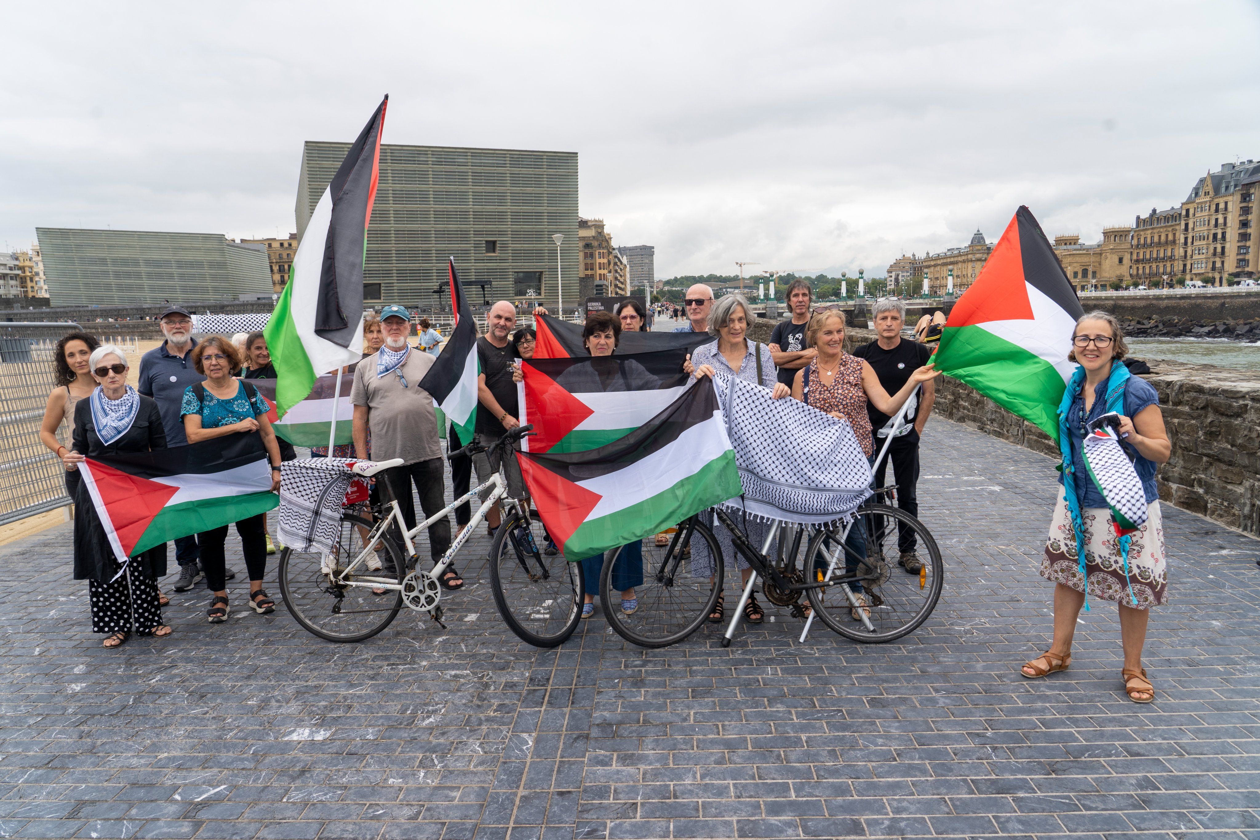 Gernika-Palestinaren agerraldia, gaur, Donostian. GERNIKA-PALESTINA