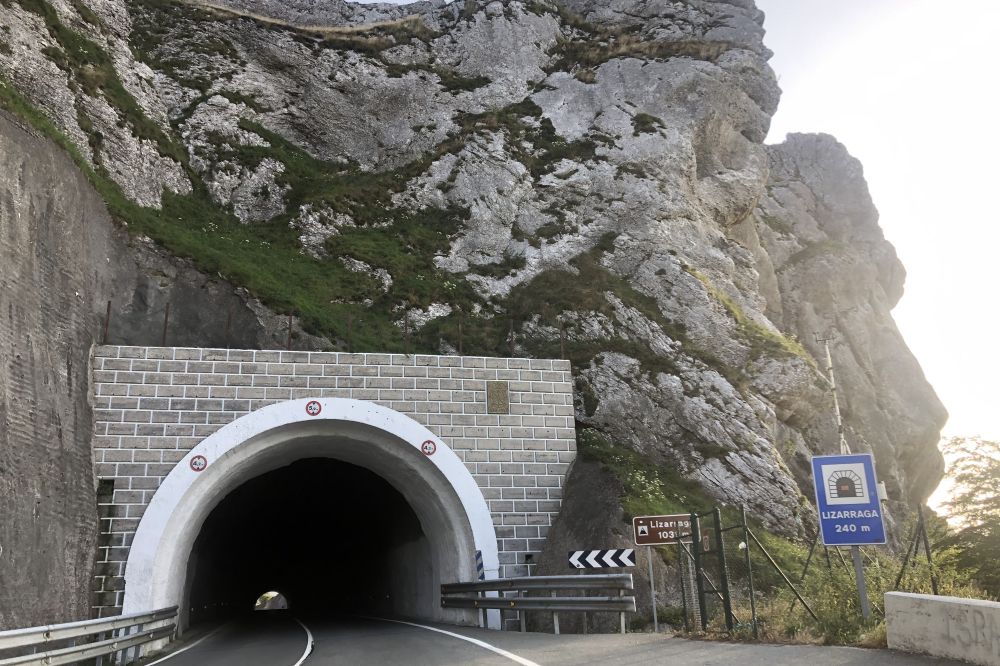 Lizarragako tunelaren iparraldeko ahoa.