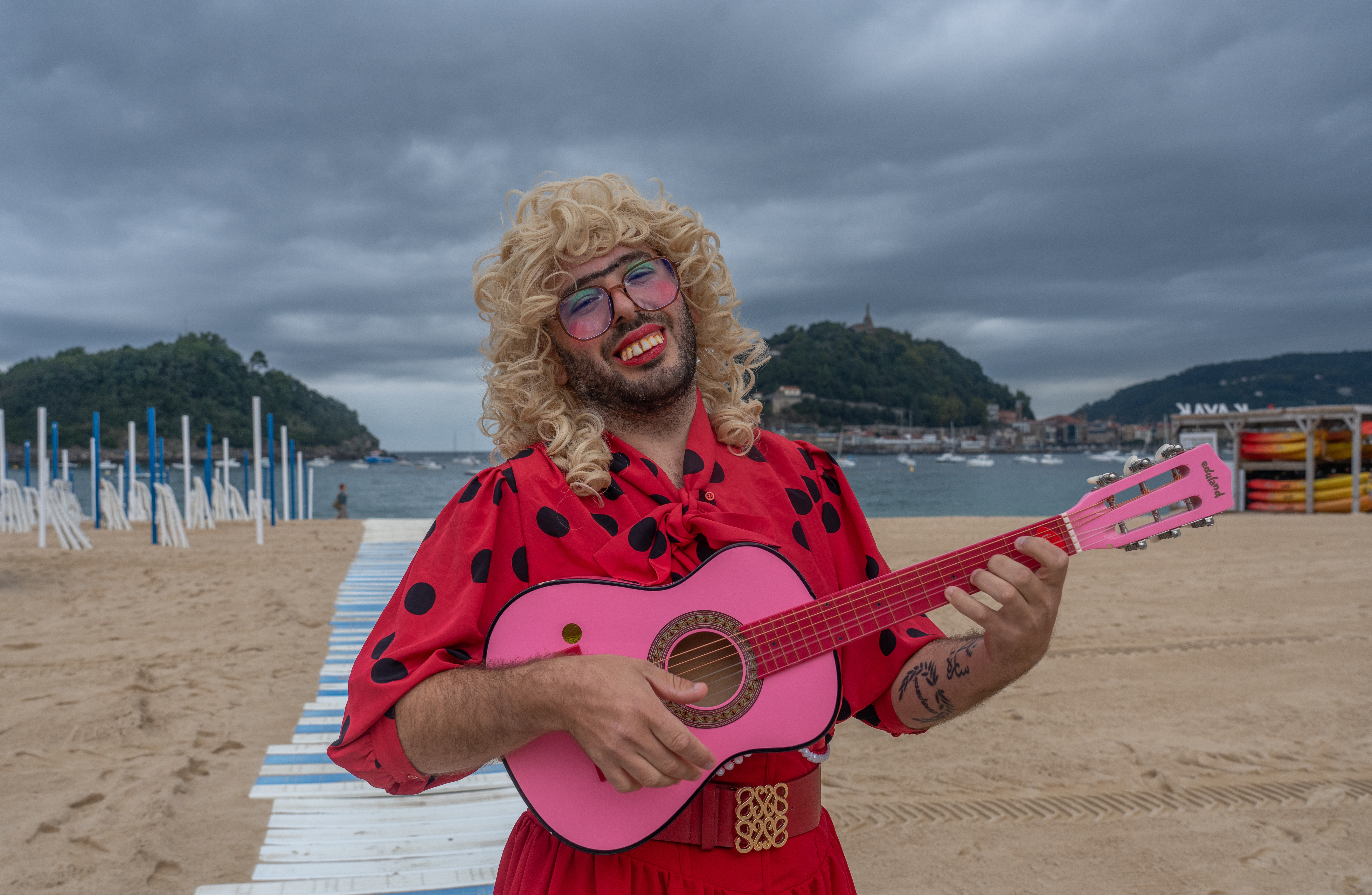 (ID_14239938) (Andoni Canellada/@FOKU) 2024-09-09, Donostia. Mattin Garikano, drag artista