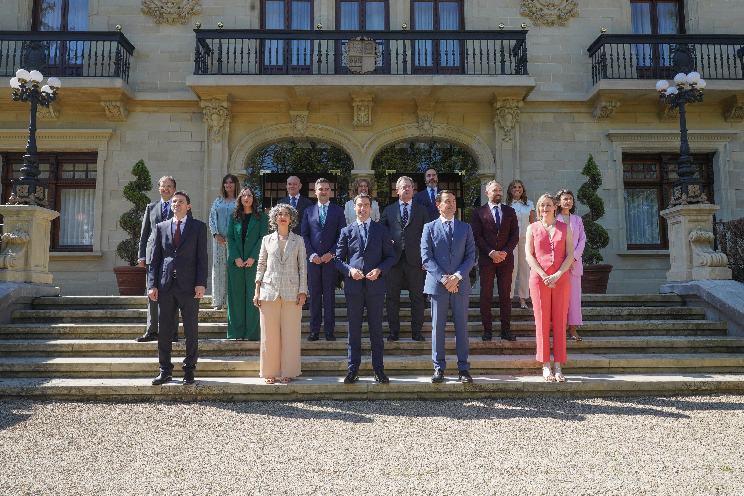 Imanol Pradales buru duen Eusko Jaurlaritza, Ajuriaenean, joan den ekainean. ENDIKA PORTILLO / FOKU