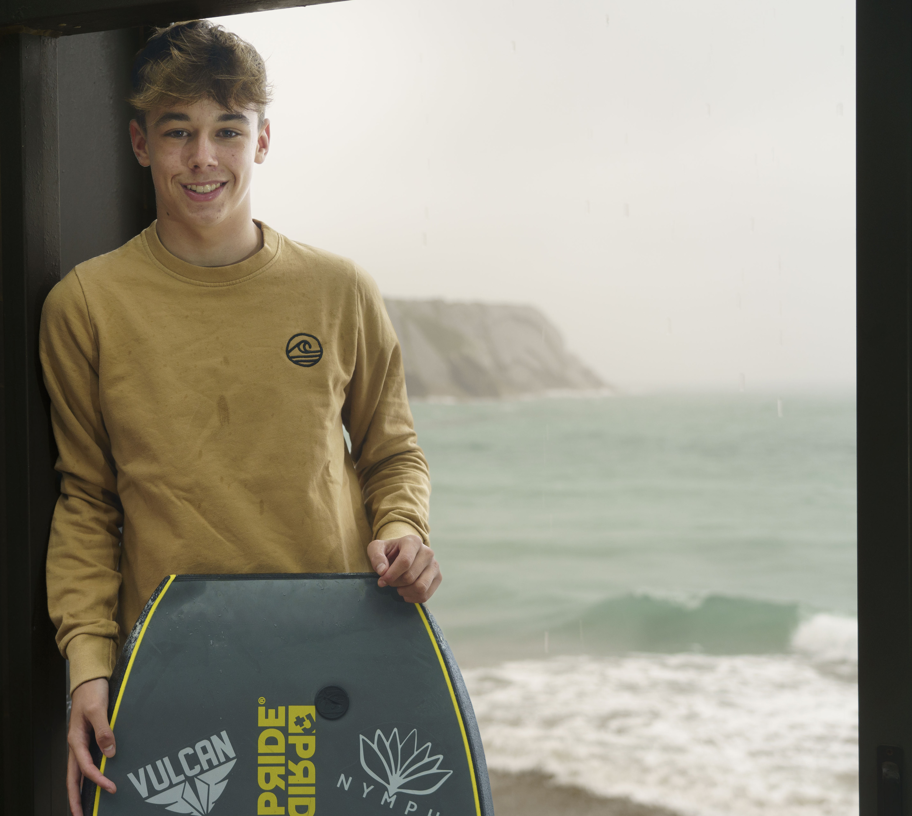 (ID_14305642) (Jon Urbe/@FOKU) 2024-10-02, Zumaia. Unax Pascual, bodyboard