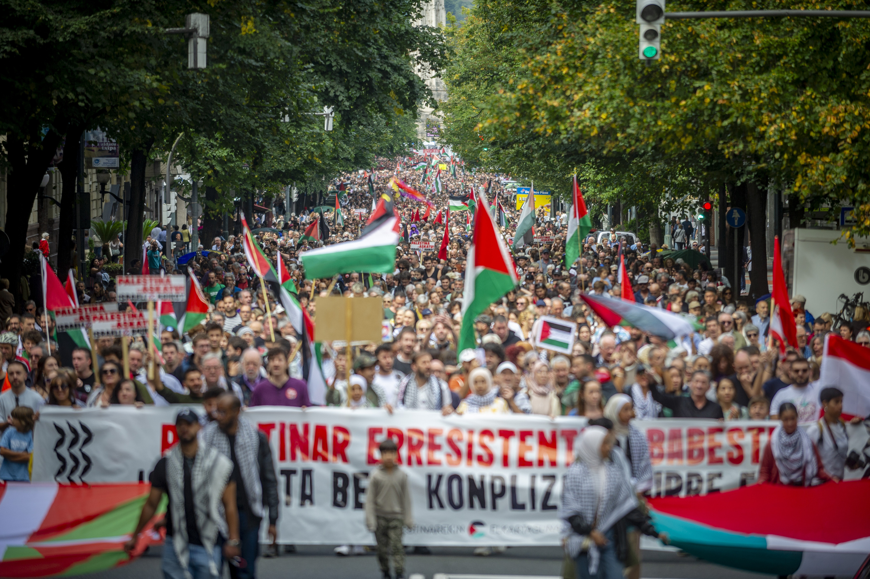 Palestinaren aldeko manifestazioa, gaur, Bilbon. JAIZKI FONTANEDA / FOKU