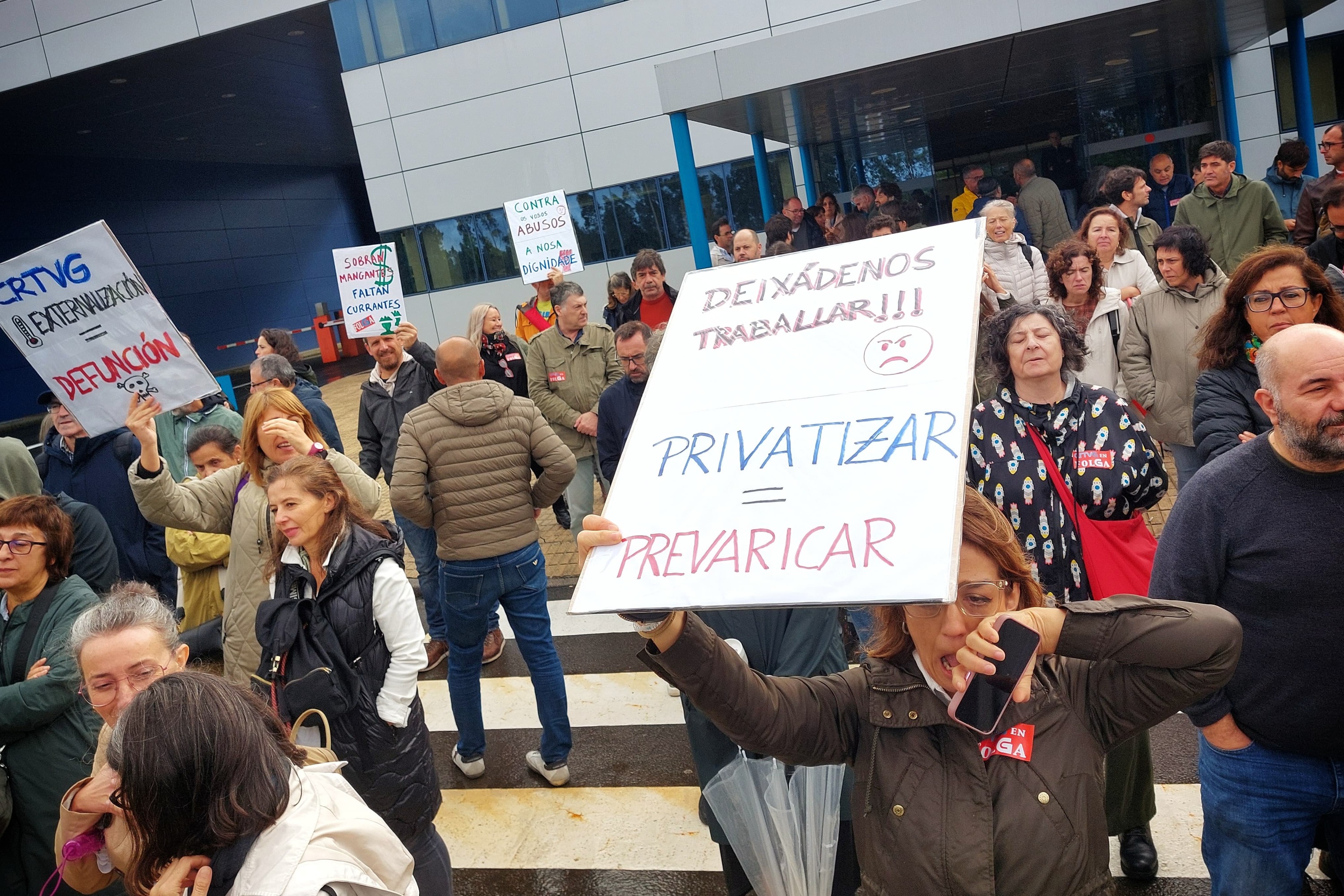 TVGko langileen protestak, esternalizazioaren aurkakoak. RAQUEL LEMA