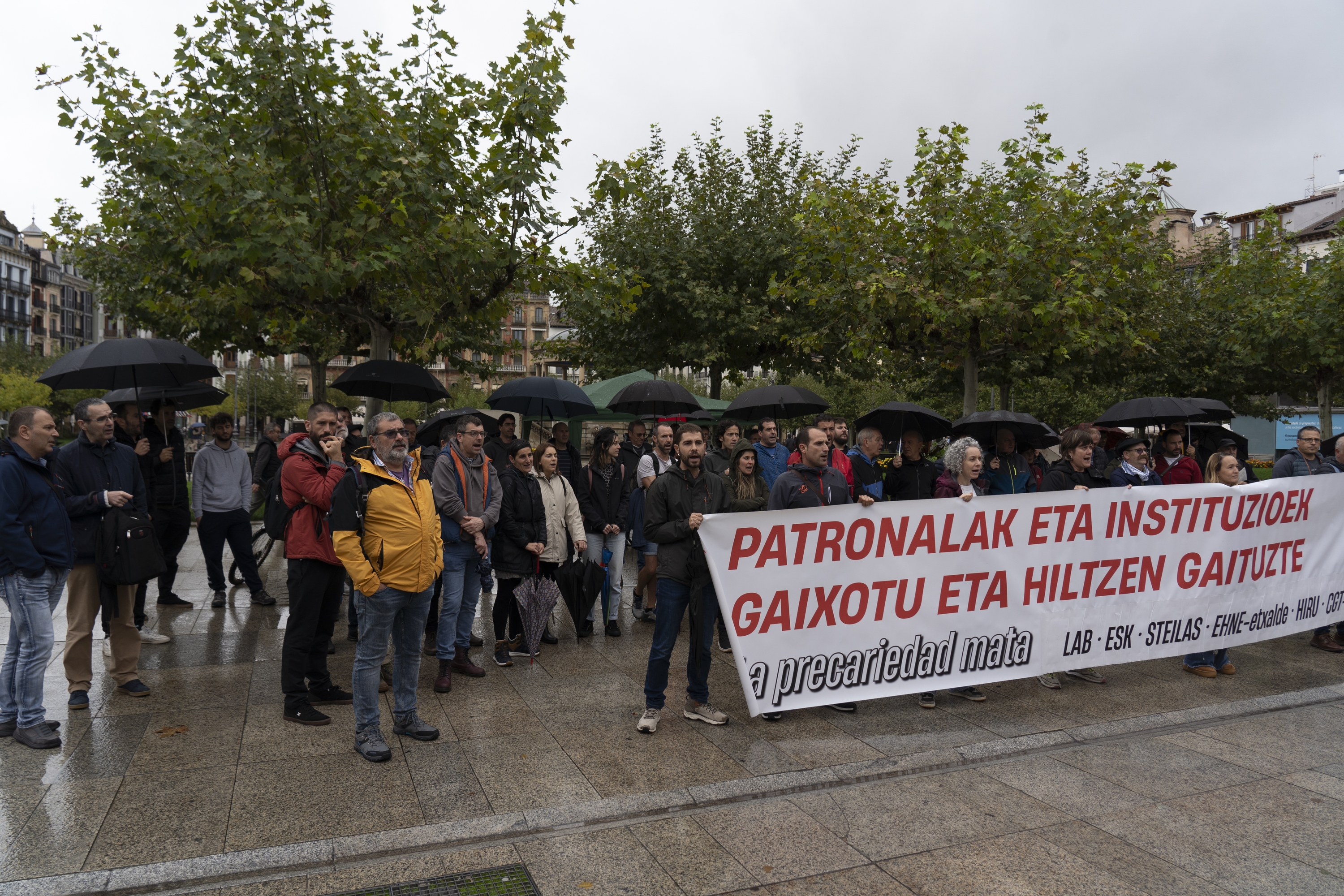 Sindikatuen elkarretaratzea, gaur, Iruñean. IÑIGO URIZ / FOKU