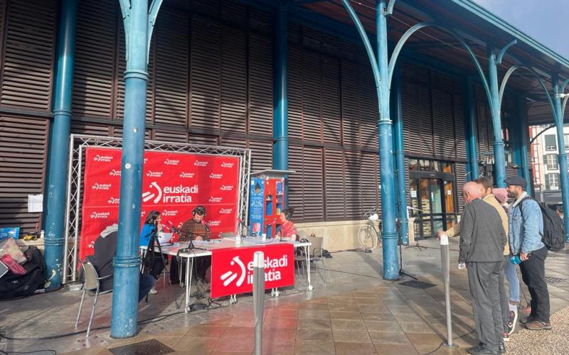 Euskadi Irratiko 'Faktoria Magazina' saioa, Baionan.