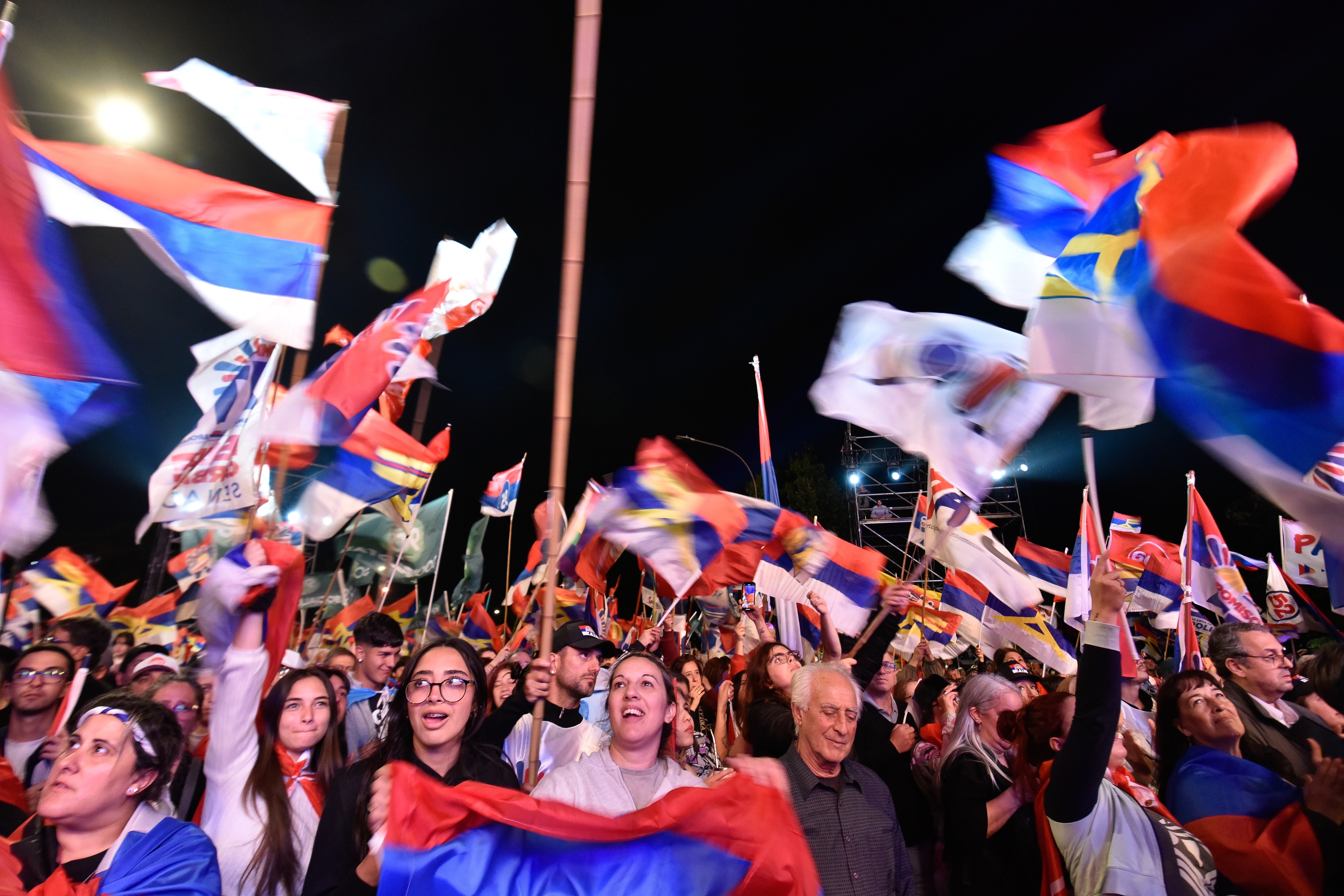 Fronte Zabalaren jarraitzaile batzuk ekitaldi batean, joan den asteartean, Montevideon. EFE