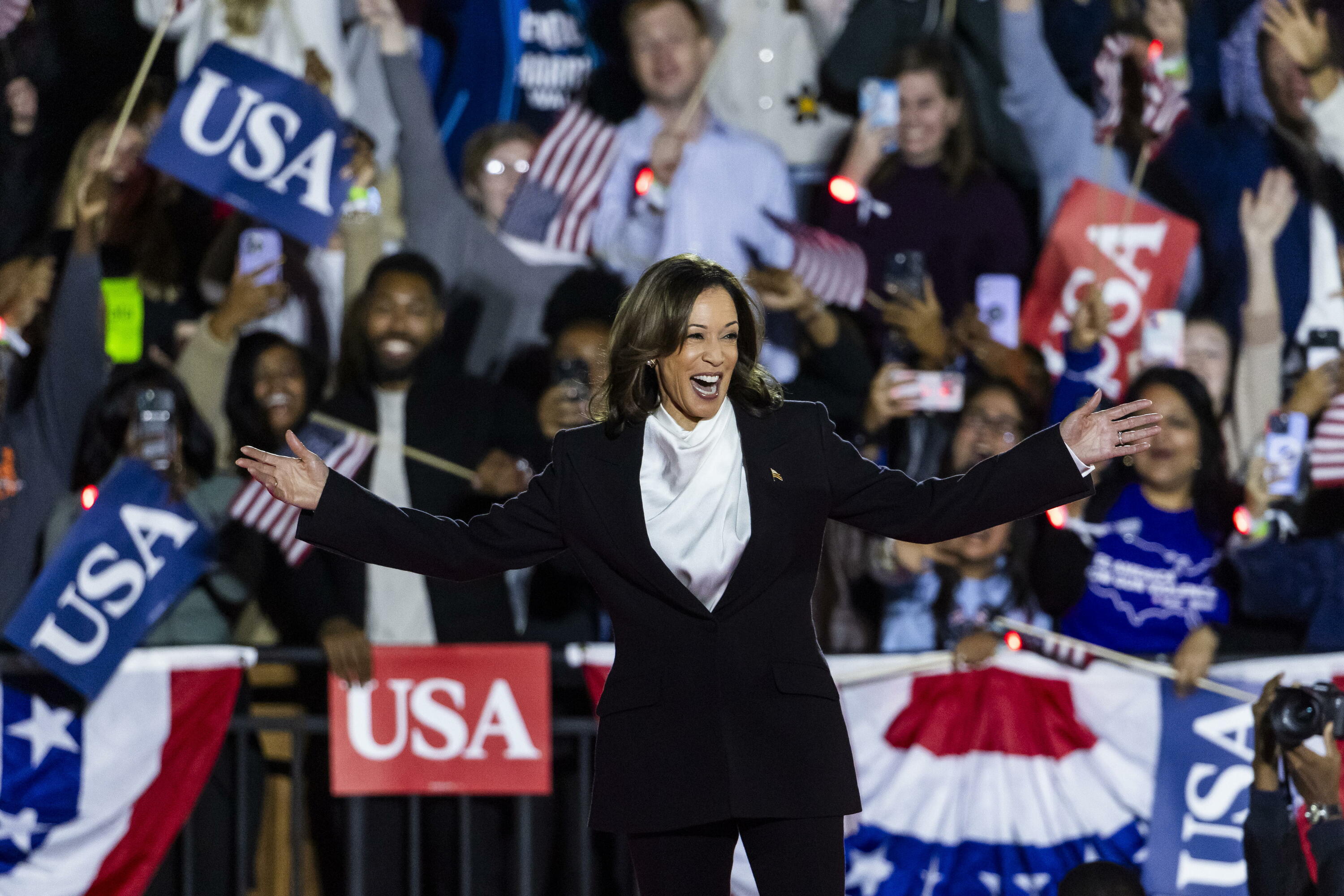 Kamala Harris hautagai demokrata Washingtonen, joan den asteazkenean.  JIM LO SCALZO / EFE