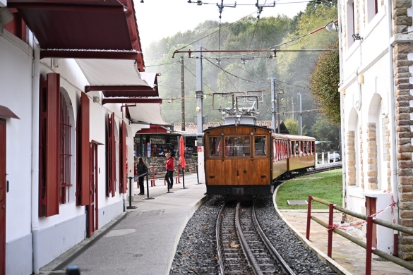 Larhungo tren ttipia, Sarako geltokian (Lapurdin). Ehun urte egin ditu aurten. NAFARROAKO GOBERNUA