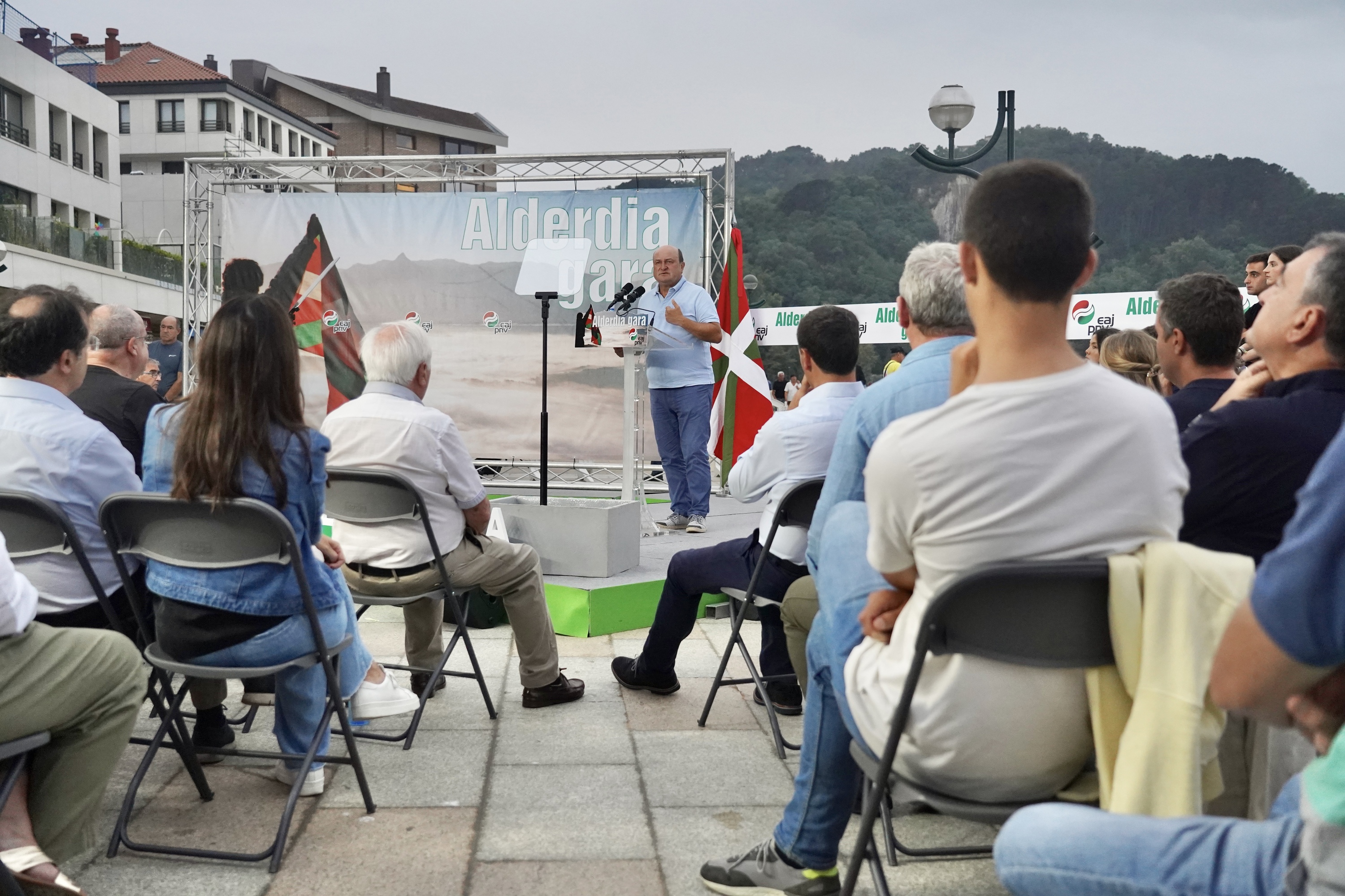 EAJren urte politikoaren hasiera, Zarautzen. MONIKA DEL VALLE / FOKU