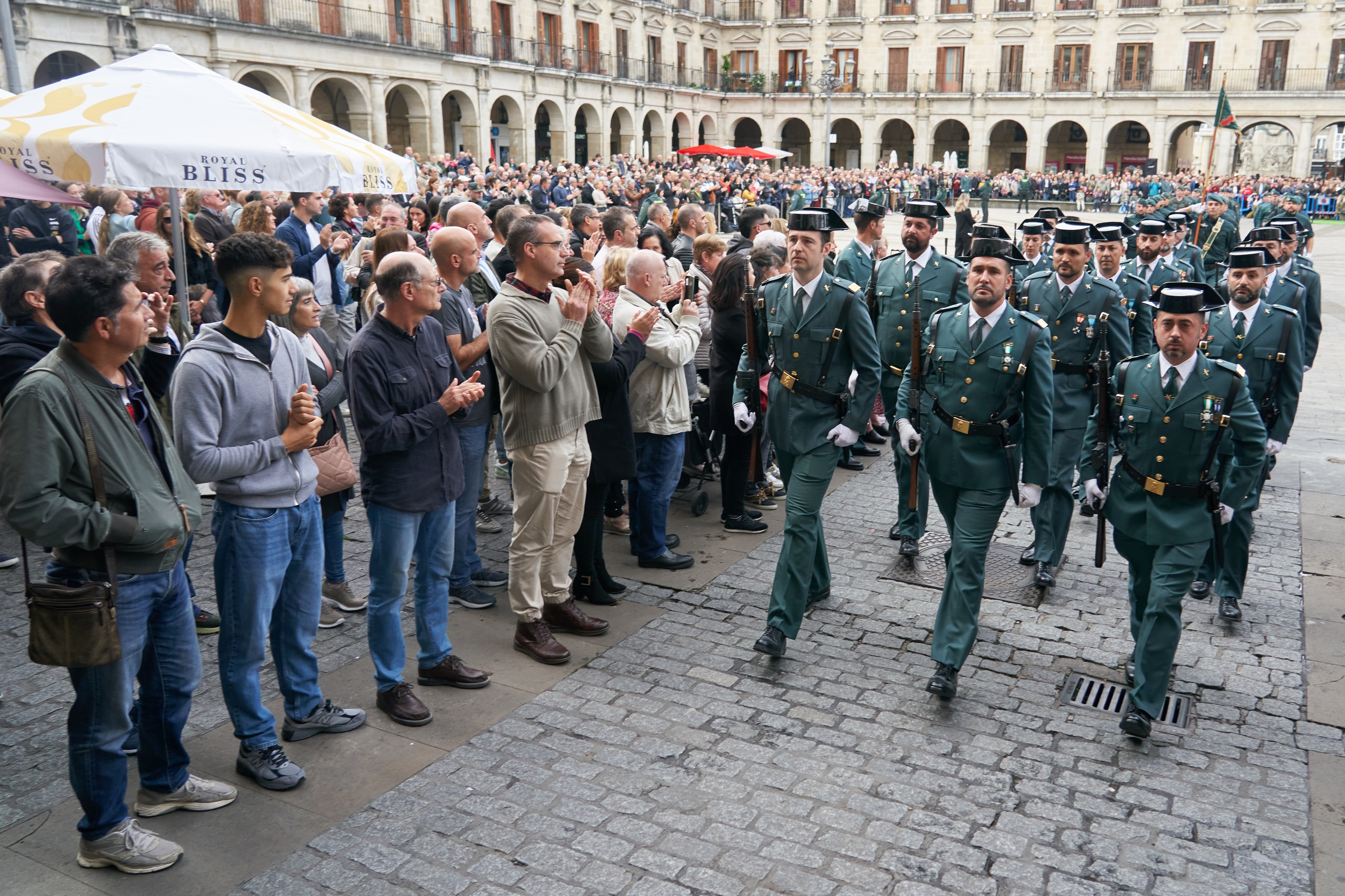 Guardia Zibilaren desfilea, Gasteizen. L. RICO / EFE