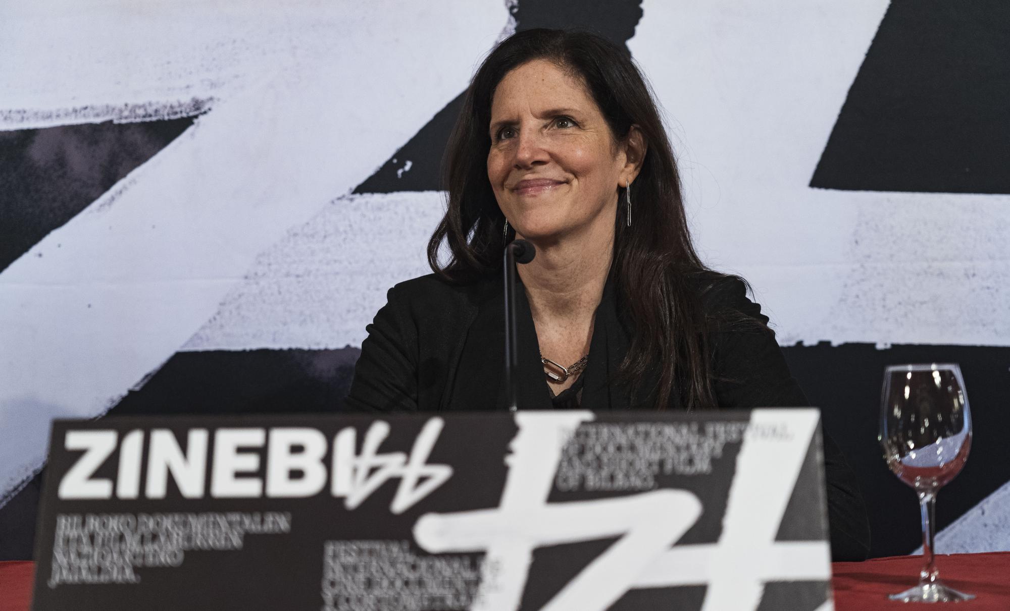 Laura Poitras zinemagilea Zinebiren prentsaurrekoan Arriaga Antzokian. ARITZ LOIOLA / FOKU