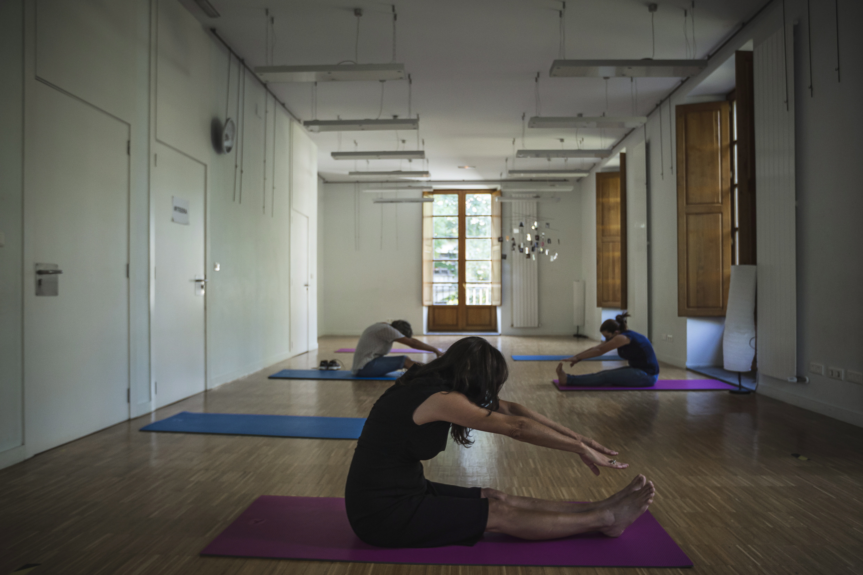 Yoga klase bat, artxiboko irudi batean. ARITZ LOIOLA / FOKU