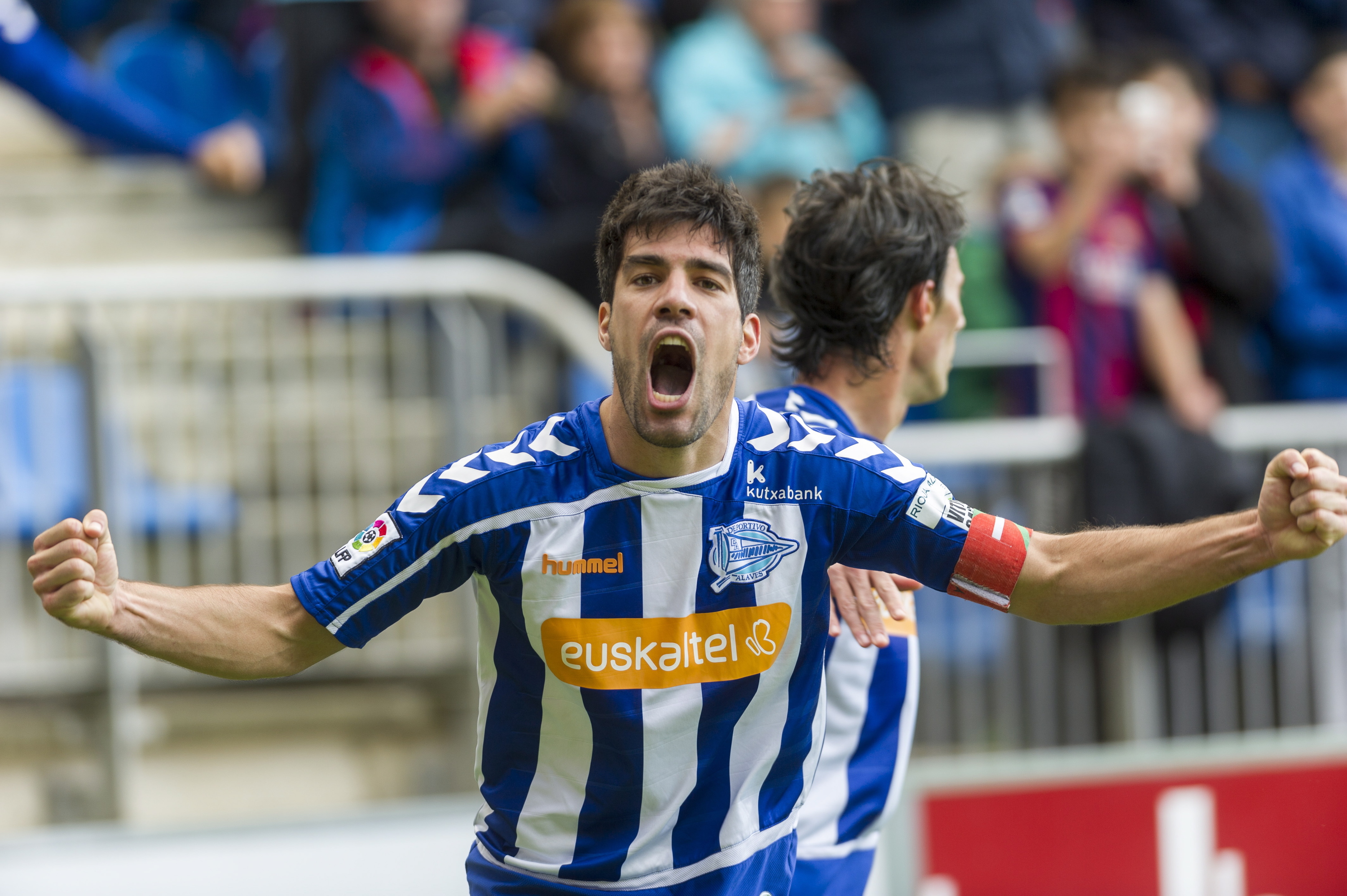 Manu Garcia, artxiboko irudi batean, Alavesekin. JUANAN RUIZ / FOKU