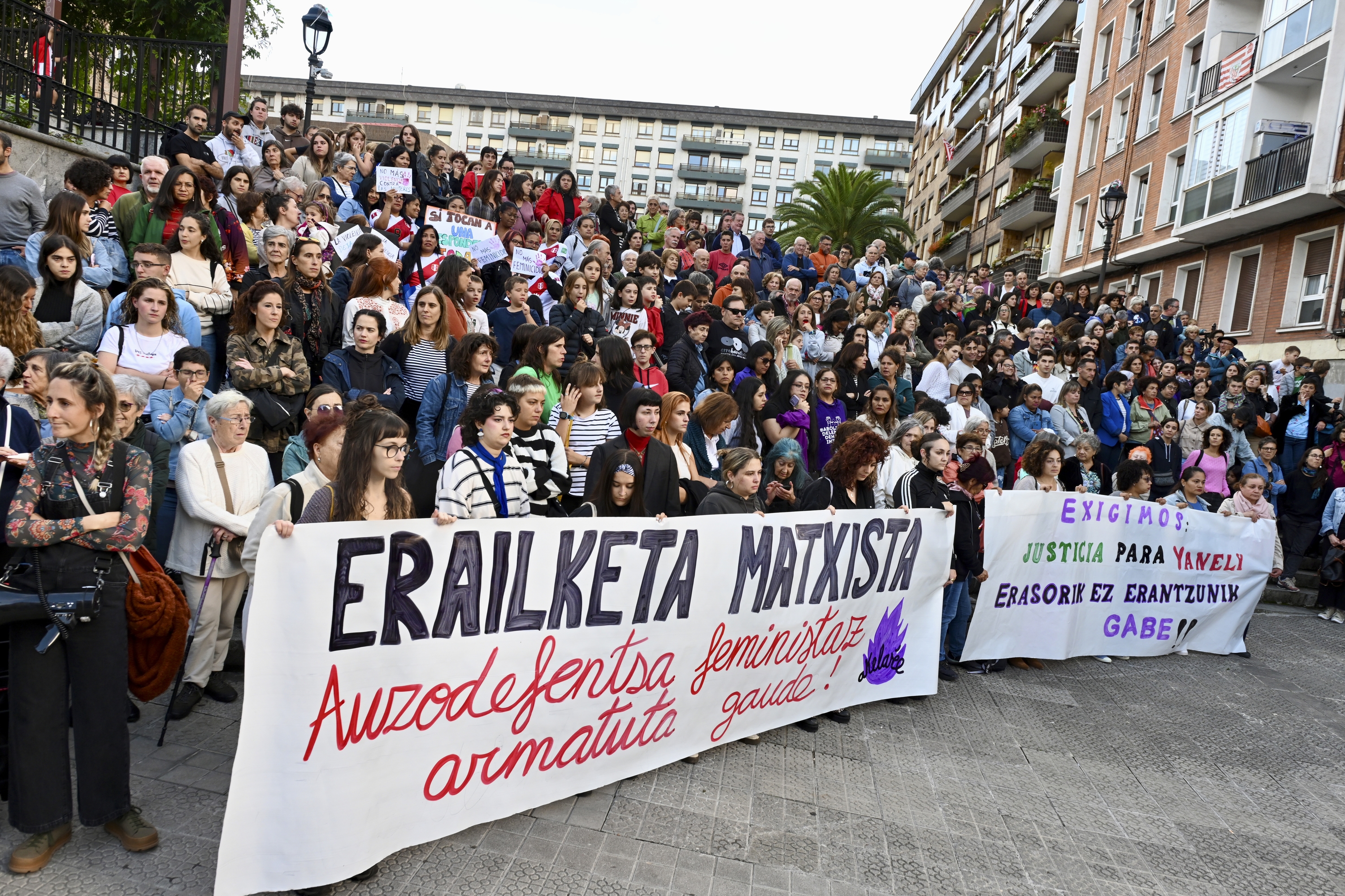 Indarkeria matxistaren kontrako elkarretaratze bat, Bilbon. MIKEL MARTINEZ DE TRESPUENTES / FOKU