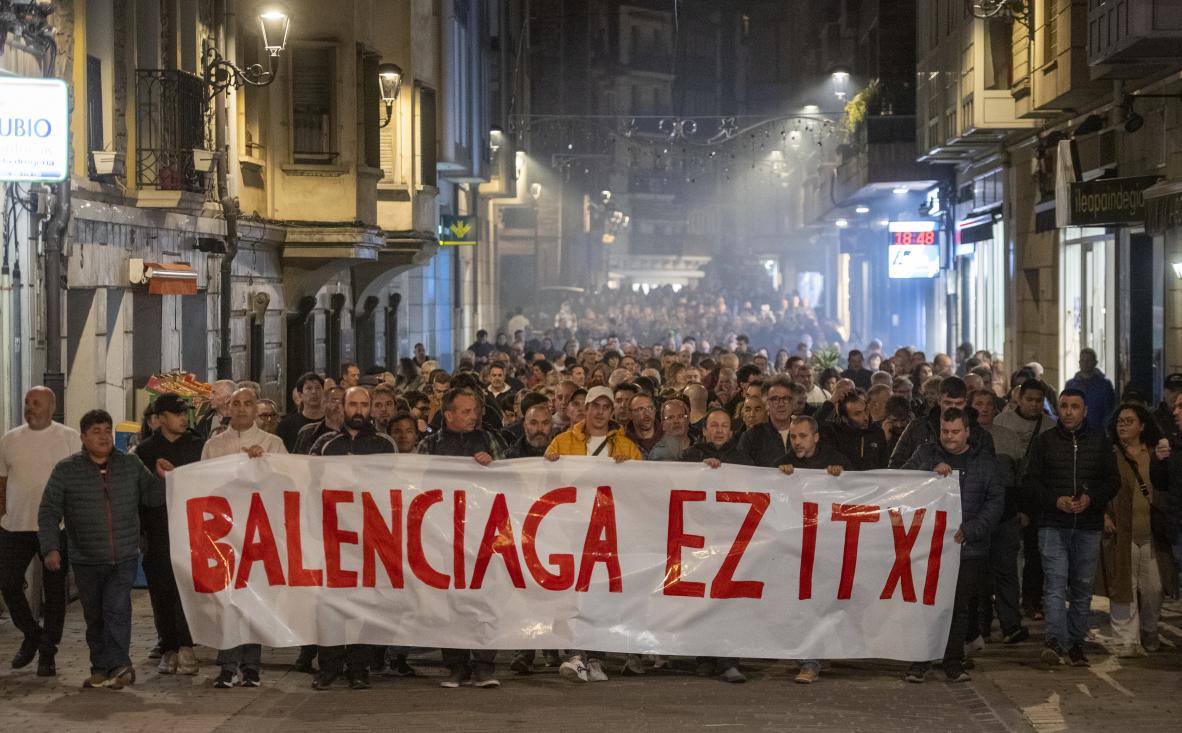  Balenciaga ontziolaren langileen manifestazioa, beren egoera salatzeko. MAIALEN ANDRES / FOKU