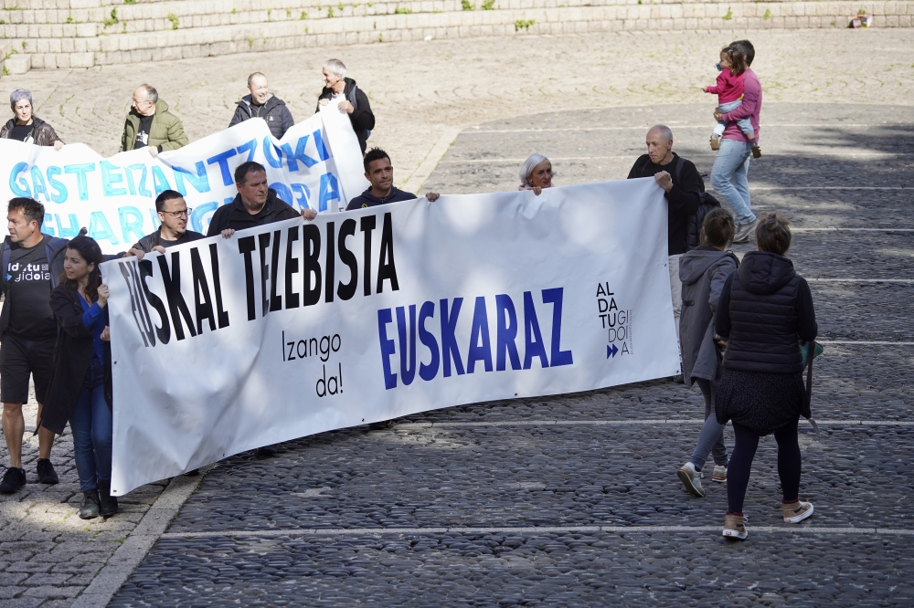 Aldatu Gidoia Euskararen Alde mobilizazioa, ikus-entzunezkoetan euskara sustatu dadila eskatzeko.