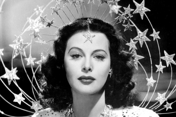 Hedy Lamarr zientzialaria, espioia eta aktorea bere bizitzari buruzko 'Bombshell' dokumentalean. BERRIA