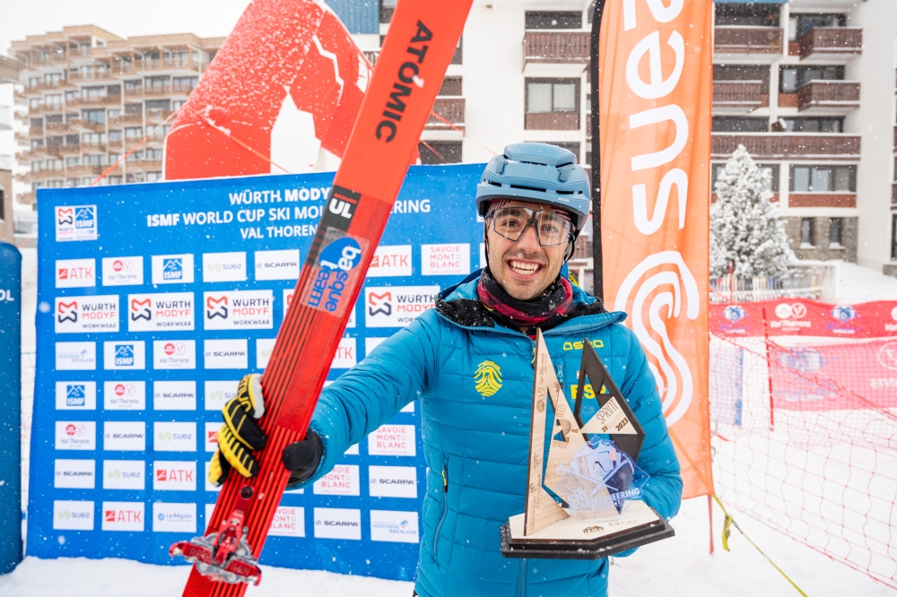 Iñigo Martinez de Albornoz zilarduna Val Thorenseko Munduko Kopan. FEDME