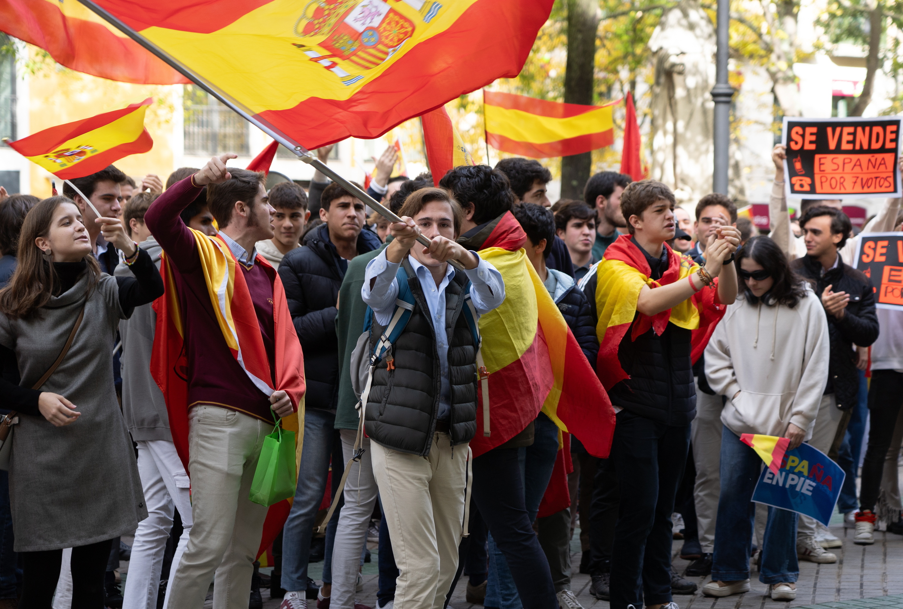 Amnistia Legearen aurka eskuindarrek egindako protesta, Iruñean. JAGOBA MANTEROLA / FOKU