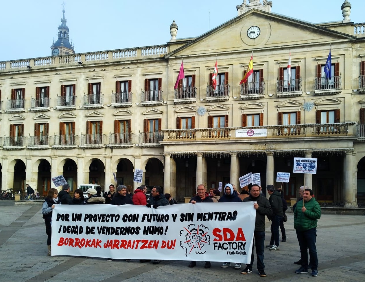 SDA Factoryko langileen protesta bat, artxiboko irudi batean. LAB