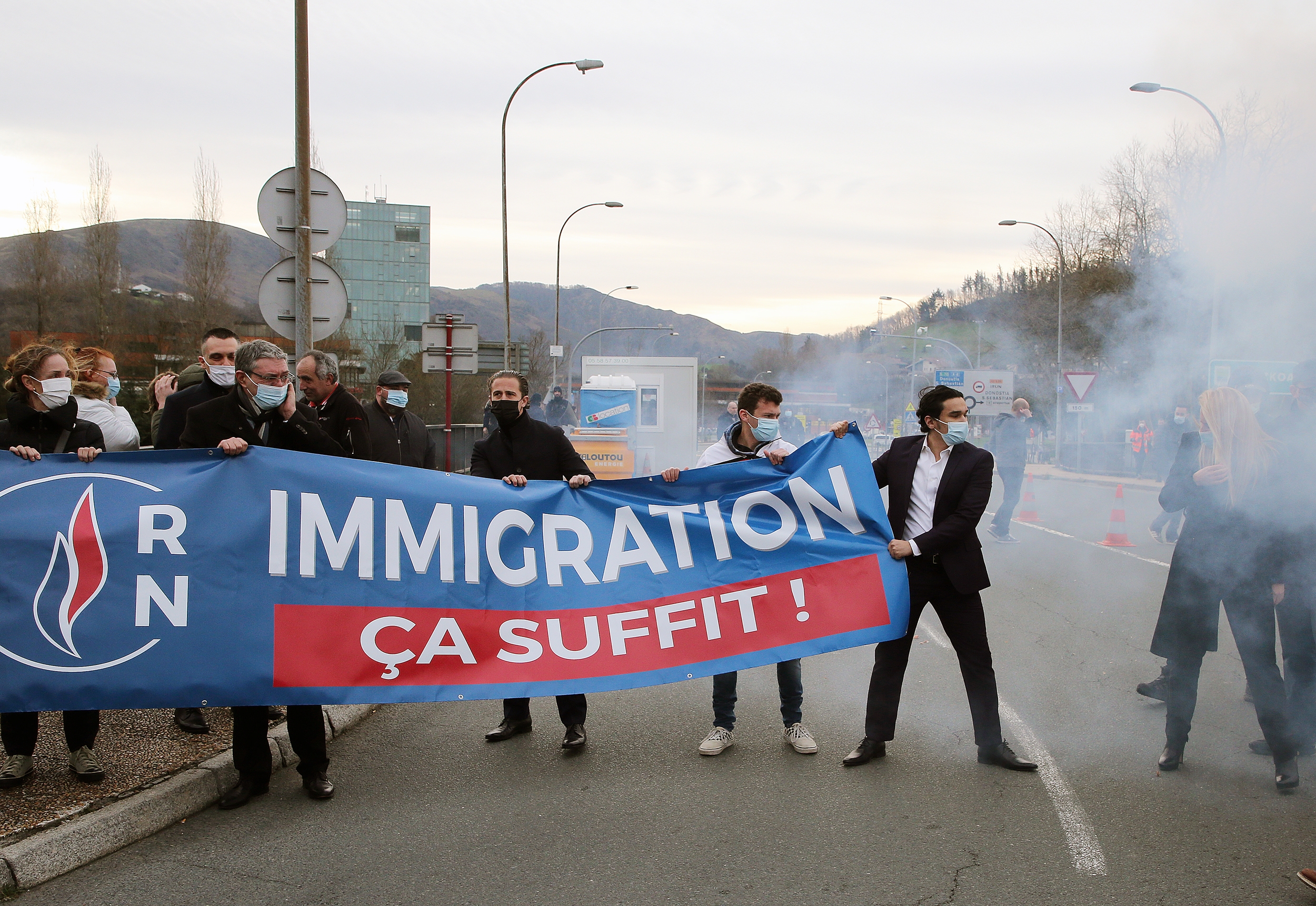 Batasun Nazionalaren protesta bat, Irun eta Hendaia arteko mugan, 2021eko otsailean. BOB EDME